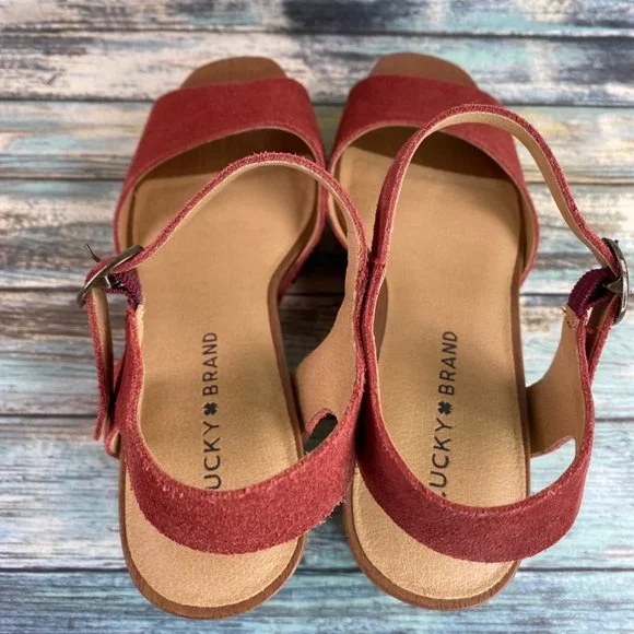 Lucky Brand Zashti Wedge Sandals Size 7.5M Currant Red Suede Womens - Picture 5 of 12